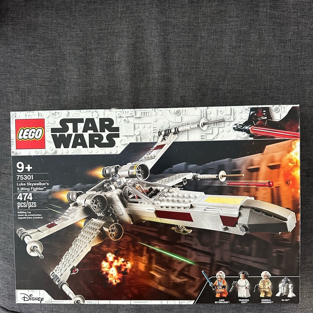 LEGO Star Wars Luke Skywalker’s X-Wing Fighter - NEW!